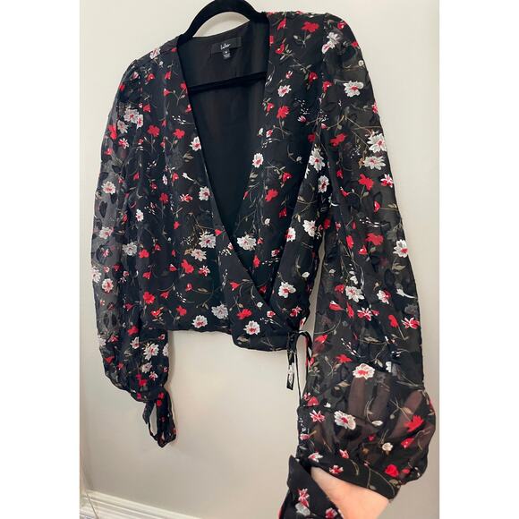 Lulus Feminine Romantic Holiday Wrapped in Blooms Floral Balloon Sleeve Top‎ M - Picture 9 of 13